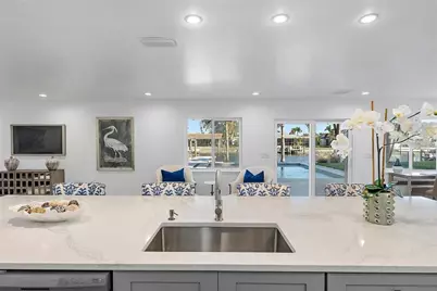 1984 Kansas Avenue NE, Saint Petersburg, FL 33703 - Photo 11