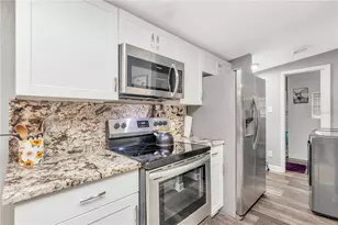 16323 Alliance Ln, Spring Hill, FL 34610 - Photo 9