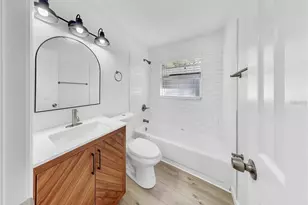 1204 E Seneca Ave, Tampa, FL 33612 - Photo 5