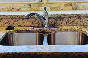 2331 Belleair Rd, Clearwater, FL 33764 - Photo 7