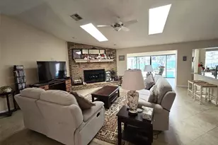 6121 S Sunway Point, Floral City, FL 34436 - Photo 11