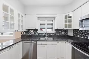 5736 Lime Way, Seminole, FL 33772 - Photo 11