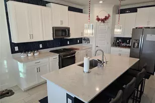 8280 Rolling Tides Dr, New Port Richey, FL 34655 - Photo 11