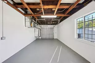 2320 East Harbor Dr S, Saint Petersburg, FL 33705 - Photo 35