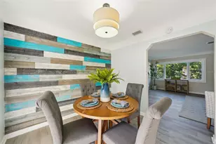 2320 East Harbor Dr S, Saint Petersburg, FL 33705 - Photo 5