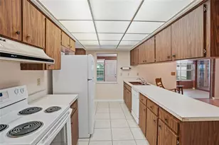 3037 Joan Ct, Land O Lakes, FL 34639 - Photo 15