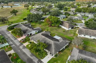 2035 Heathfield Cir, Sun City Center, FL 33573 - Photo 43