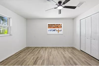 1734 Maryland Avenue NE, Saint Petersburg, FL 33703 - Photo 25