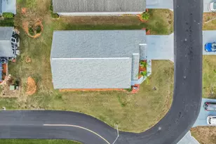 5923 Newberry Ct, Zephyrhills, FL 33542 - Photo 21