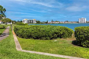 6113 Palma Del Mar Blvd S, Saint Petersburg, FL 33715 - Photo 41