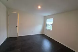 5611 6th St, Zephyrhills, FL 33542 - Photo 9