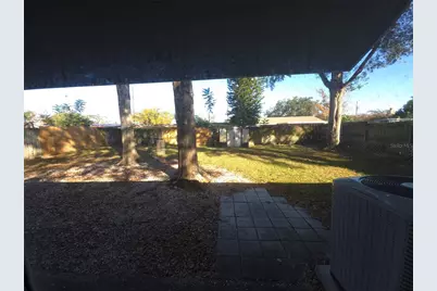 7604 N Sanibel Circle, Temple Terrace, FL 33637 - Photo 11