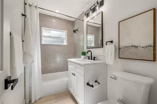 6330 3rd Ave N, Saint Petersburg, FL 33710 - Photo 19