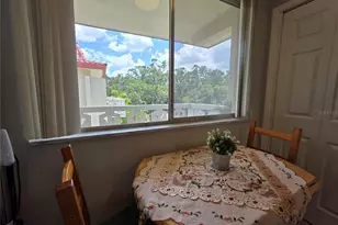 1012 Pearce Dr, Clearwater, FL 33764 - Photo 5