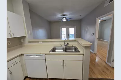 1910 E Palm Avenue #11210, Tampa, FL 33605 - Photo 11