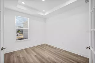 3209 Lumber Fls Dr, Plant City, FL 33565 - Photo 13