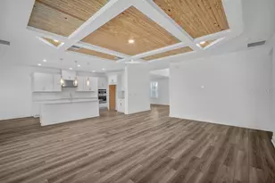 3209 Lumber Fls Dr, Plant City, FL 33565 - Photo 7