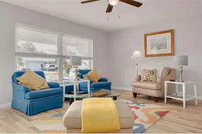 9705 Mainlands Boulevard W, Pinellas Park, FL 33782 - Photo 17