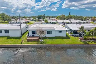 9705 Mainlands Blvd W, Pinellas Park, FL 33782 - Photo 13