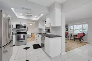 9705 Mainlands Blvd W, Pinellas Park, FL 33782 - Photo 21