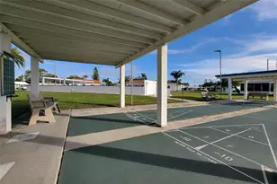 9705 Mainlands Blvd W, Pinellas Park, FL 33782 - Photo 39