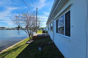 9705 Mainlands Blvd W, Pinellas Park, FL 33782 - Photo 11