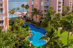 4951 Bacopa Ln S, Saint Petersburg, FL 33715 - Photo 53