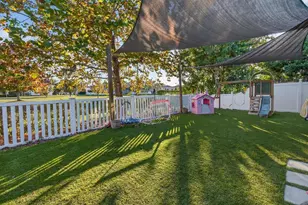 18564 Strombury Drive, Land O Lakes, FL 34638 - Photo 63