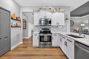 18564 Strombury Drive, Land O Lakes, FL 34638 - Photo 23