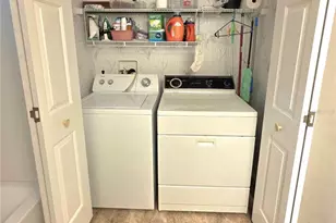 5350 Amanda St, Zephyrhills, FL 33542 - Photo 35