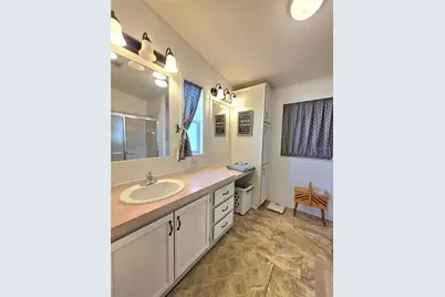 5350 Amanda Street, Zephyrhills, FL 33542 - Photo 39