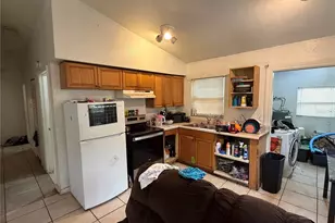 8612 N 12th St, Tampa, FL 33604 - Photo 3