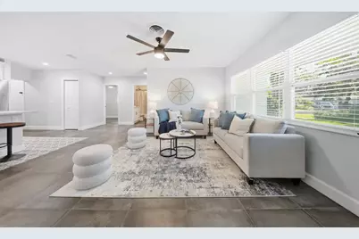 7033 Hibiscus Avenue S, South Pasadena, FL 33707 - Photo 5