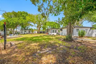 8444 8th Way N, Saint Petersburg, FL 33702 - Photo 43