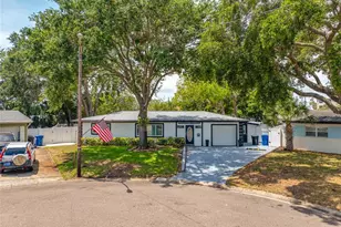 8444 8th Way N, Saint Petersburg, FL 33702 - Photo 1