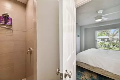 4324 S Clark Avenue, Tampa, FL 33611 - Photo 11