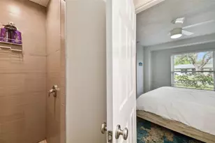 4324 S Clark Ave, Tampa, FL 33611 - Photo 11