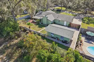 34037 Woodland Cir, Dade City, FL 33523 - Photo 31