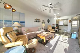 4525 Cove Cir, Saint Petersburg, FL 33708 - Photo 27