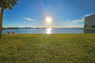 4525 Cove Cir, Saint Petersburg, FL 33708 - Photo 37
