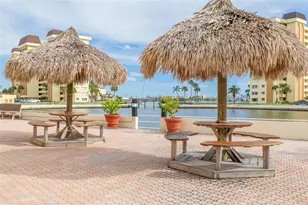 4525 Cove Cir, Saint Petersburg, FL 33708 - Photo 43