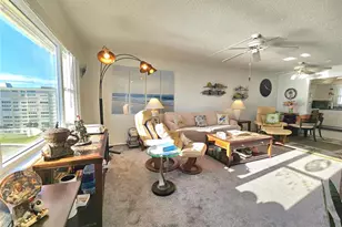 4525 Cove Cir, Saint Petersburg, FL 33708 - Photo 25