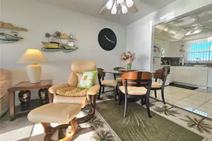 4525 Cove Cir, Saint Petersburg, FL 33708 - Photo 9