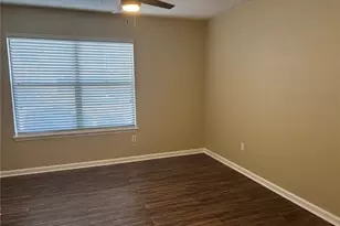 11901 4th Street N, Saint Petersburg, FL 33716 - Photo 17