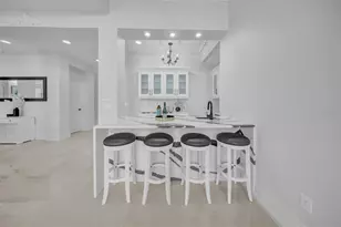 124 Leeward Island, Clearwater Beach, FL 33767 - Photo 19