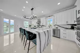 124 Leeward Island, Clearwater Beach, FL 33767 - Photo 21
