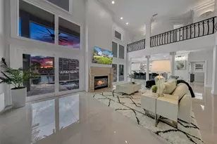 124 Leeward Island, Clearwater Beach, FL 33767 - Photo 3
