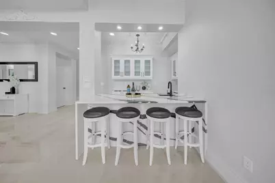 124 Leeward Island, Clearwater Beach, FL 33767 - Photo 15