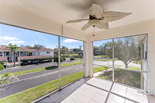 10316 Carrollwood Ct, Tampa, FL 33618 - Photo 9