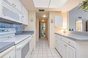 4900 Brittany Dr S, Saint Petersburg, FL 33715 - Photo 23